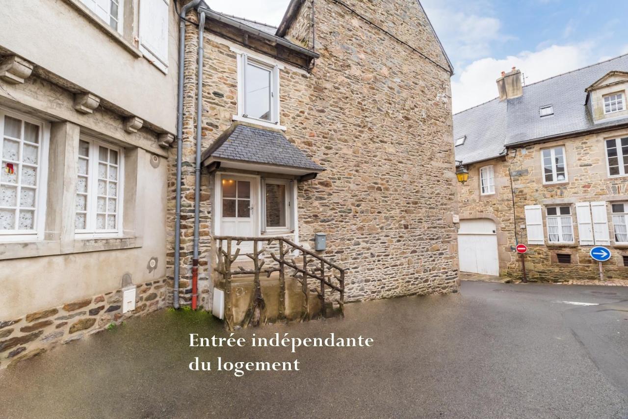 Logement Duplex Au Coeur De Treguier Appartement Buitenkant foto